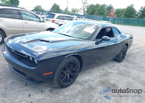 2017 Dodge Challenger R/T из США, поврежденный, VIN 2C3CDZBT4HH639488